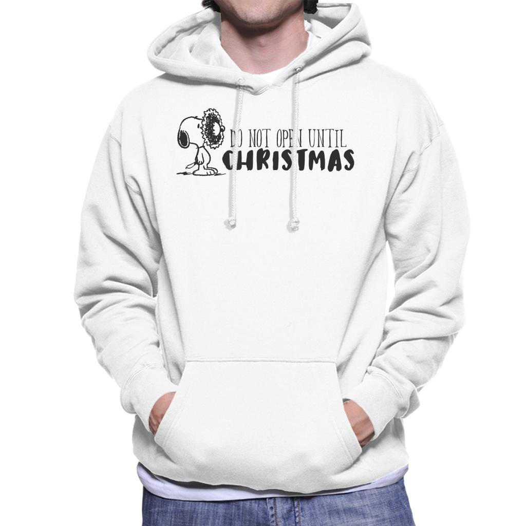 Peanuts Snoopy Holly Wreath On Face Men's Hooded Sweatshirt product image 4