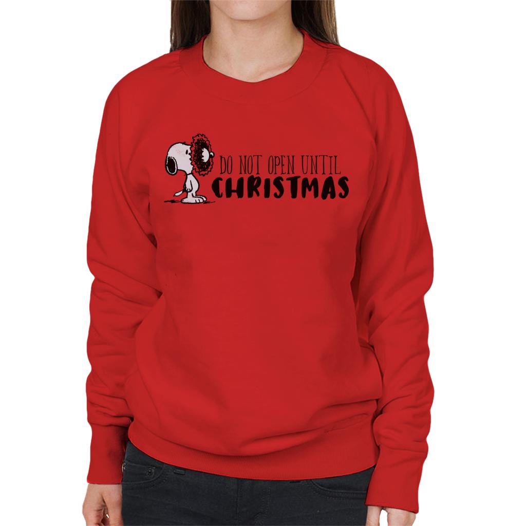 Peanuts Snoopy Holly Wreath On Face Women's Sweatshirt product image 6
