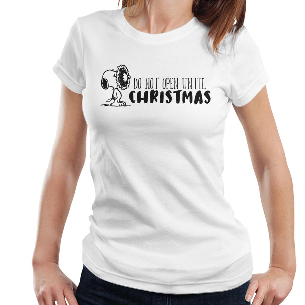 Peanuts Snoopy Holly Wreath On Face Women's T-Shirt product image 4