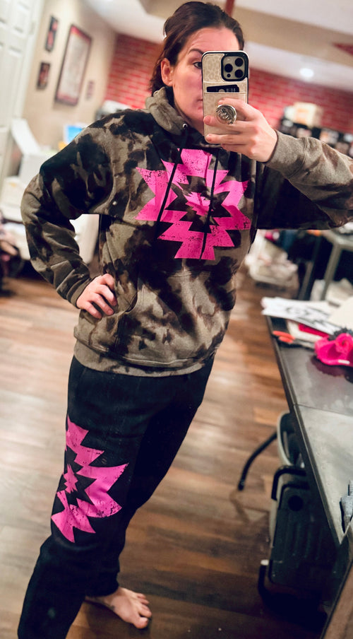 Acid wash pink Aztec sweatsuit sweat set (purchase product image 1