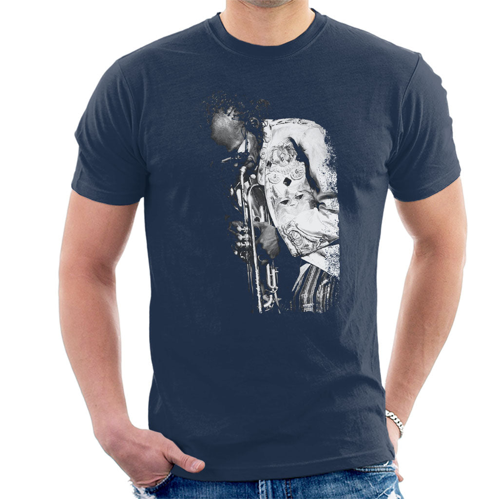 Miles Davis Playing In London 1986 Men's T-Shirt product image 4