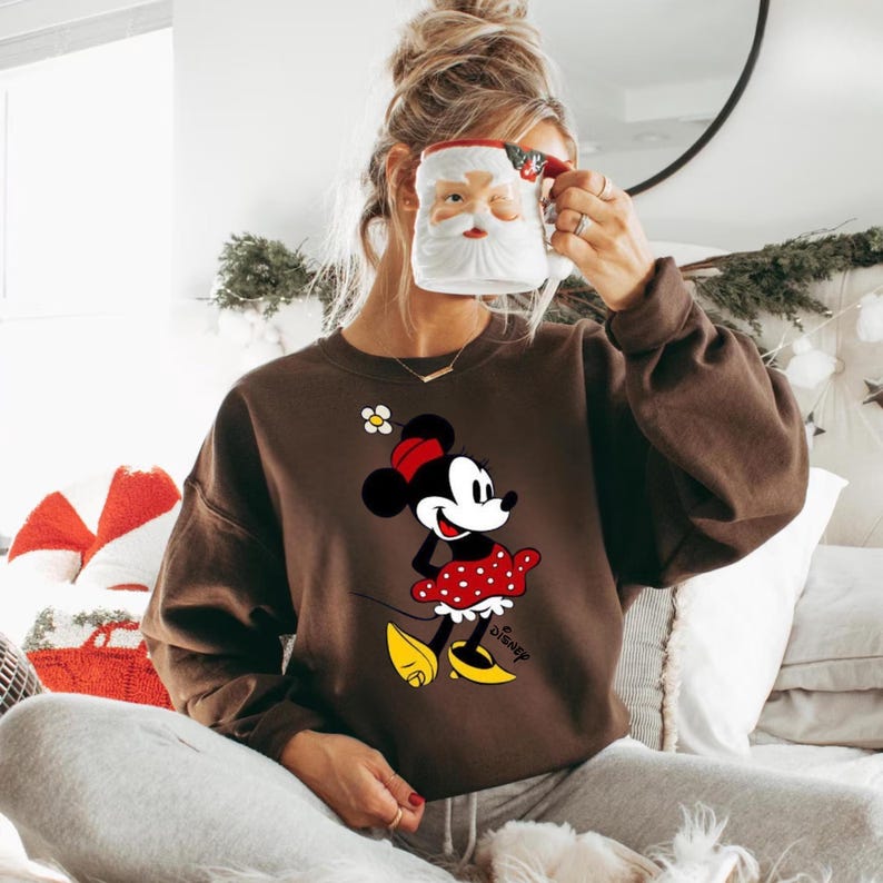 Disney Vintage Minnie Mouse Sweatshirt, Vintage Disney Minnie Mouse Shirt, Disneyworld Holiday Vacation Sweatshirt, Disney Retro Sweater